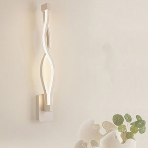 Basilisk Wall Lamp - White