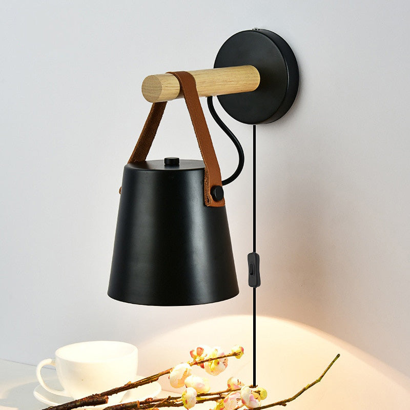 Släppa Nordic Wall Lamp (Plug-In)